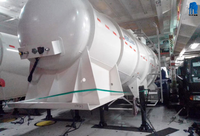 21m3 Tri-axle 98% concentrated sulfuric acid tanker semi trailer.jpg