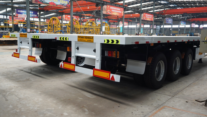 TITAN Flatbed Trailer  (1).JPG