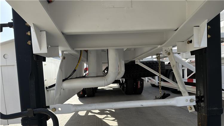 Bhachu 45000 Liters Fuel Tanker Trailer for Sale In Tanzania