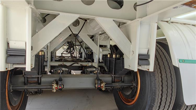 Bhachu 50000 Liters Oil Tanker Trailer for Sale In Tanzania