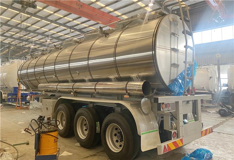 Bhachu 3 Axle Aluminum Tanker Trailer for Sale In Tanzania