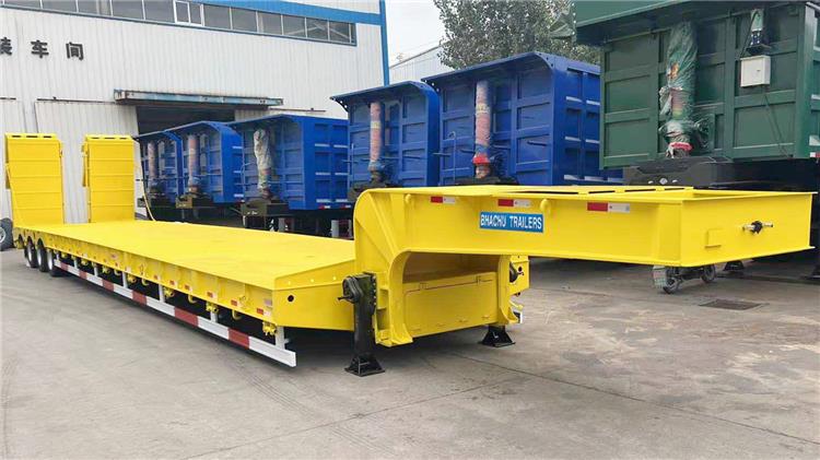 Bhachu 80 Ton Low Bed Truck Trailer with Folding Ladder for Sale In Kenya