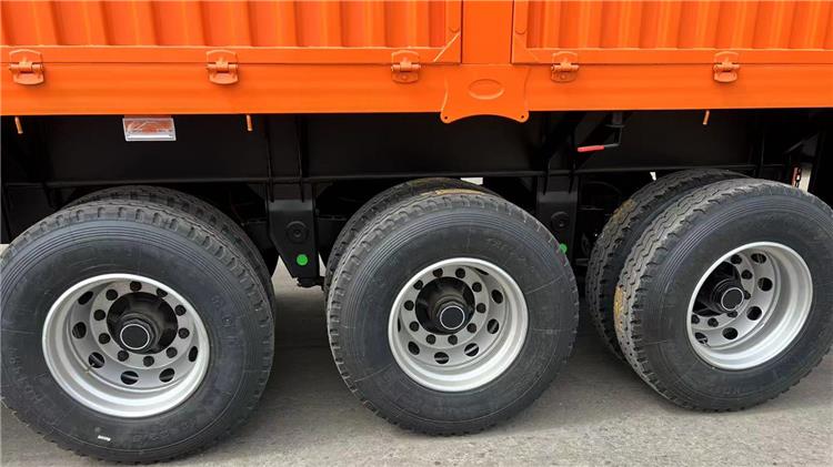 Bhachu 3 Axle 60 Ton Fence Semi Trailer for Sale In Tanzania