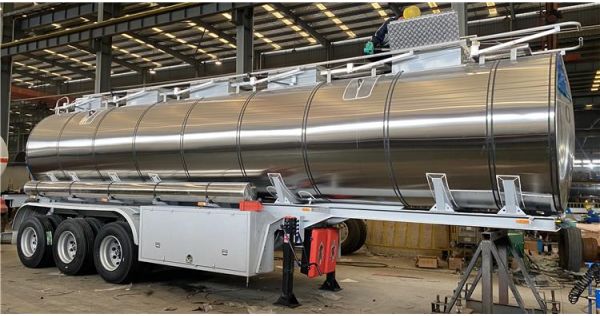 Bhachu 3 Axle Aluminum Tanker Trailer will be sent to Tanzania