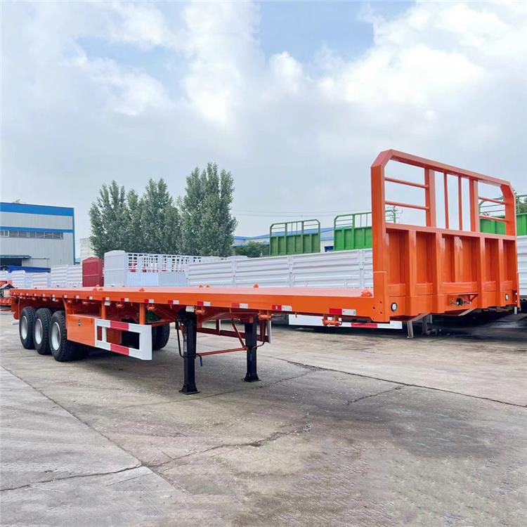 Tri Axle Trailer with Front Wall